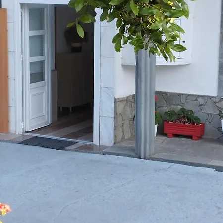Arto Apartment
